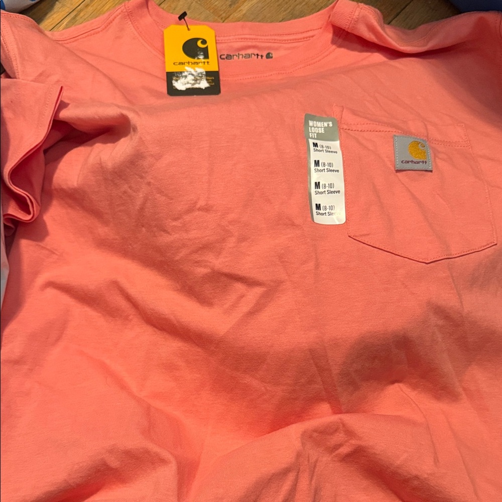 Carhartt Women's coral NWT relax fit Pocket Tee size Medium 8-10